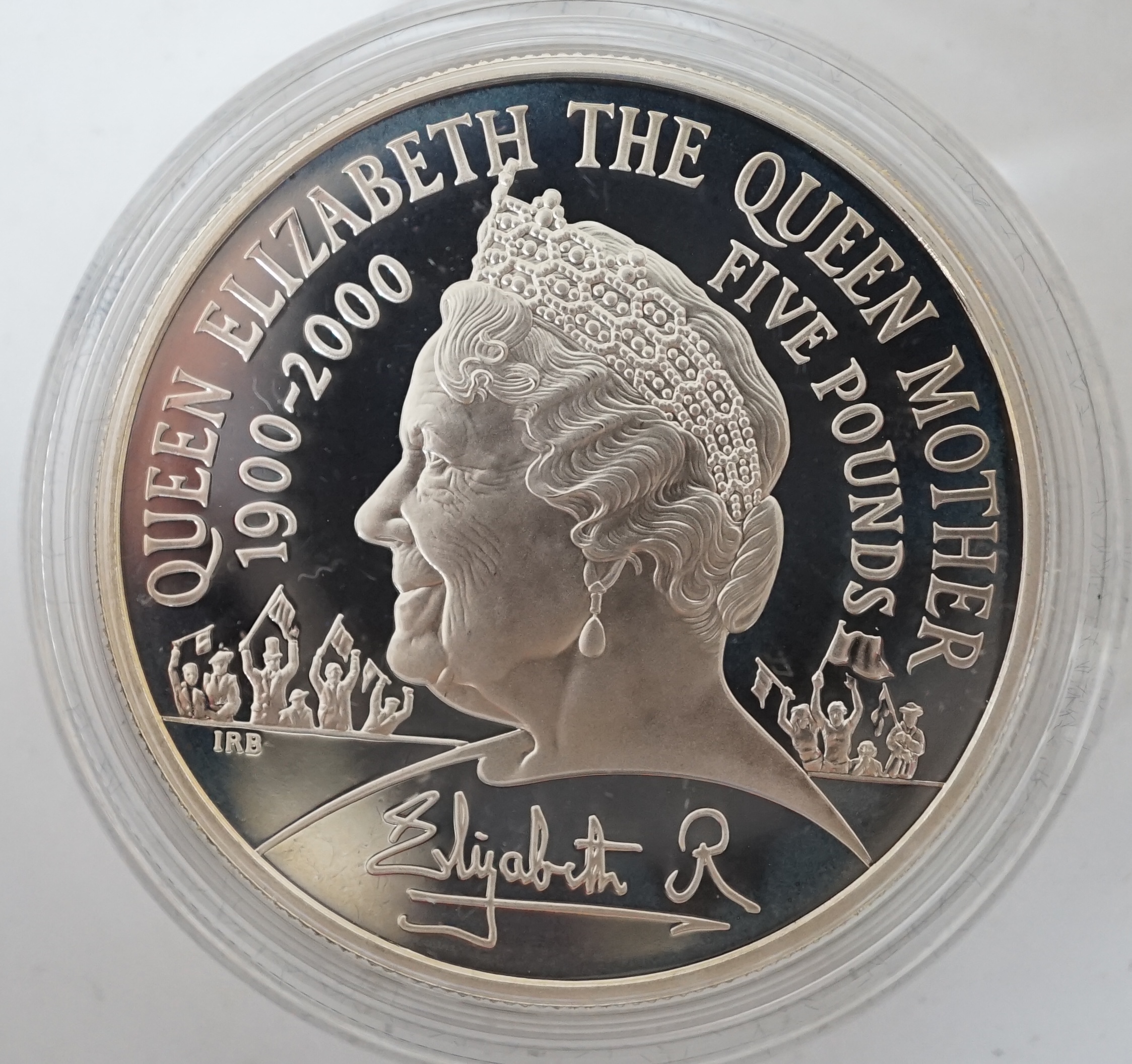 Queen Elizabeth II proof coins to include 2002 Commonwealth Games set, Queen Centenary Crown, DNA silver proof 2003, various BUNC coins.